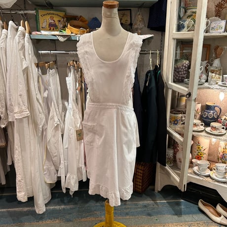 apron 492[ge822]