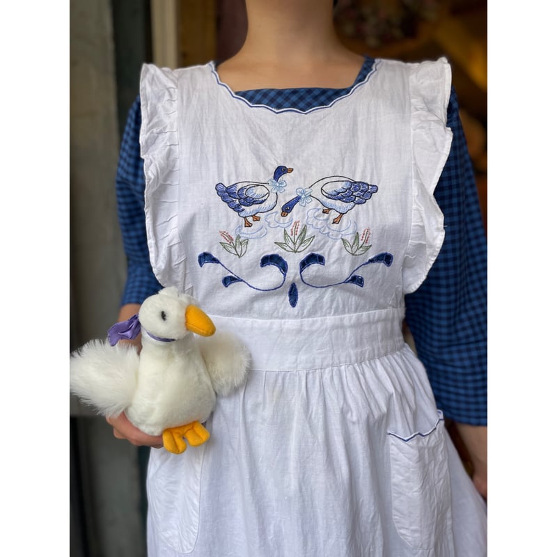 apron 589[ge690] | JuRian