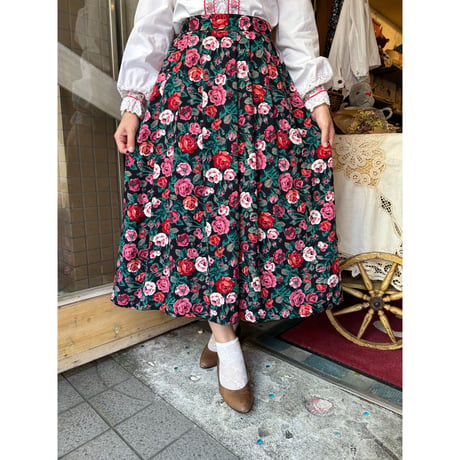 skirt 902[ks1]