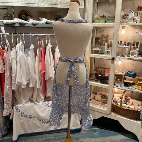 apron 409[ge49]