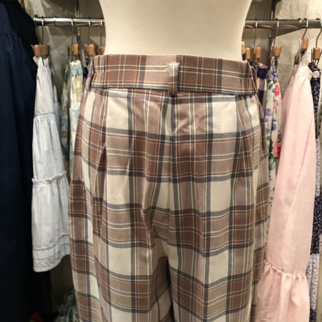 bottoms 436[ge825]