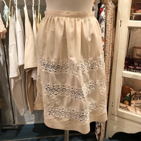 apron 441[ge138]