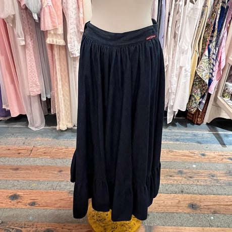 skirt 490[na642]