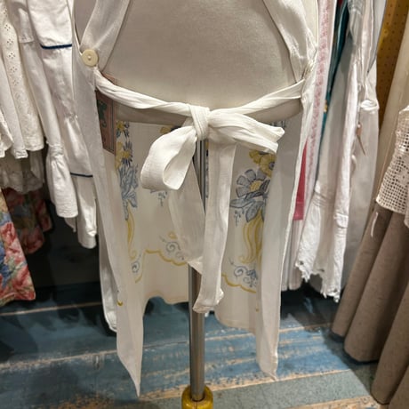 apron 672[na970]