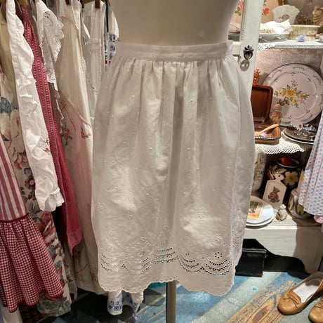 apron 557[ge216]