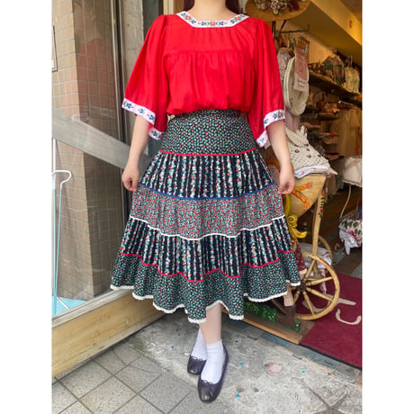 skirt 127[AC-6]