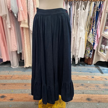 skirt 490[na642]