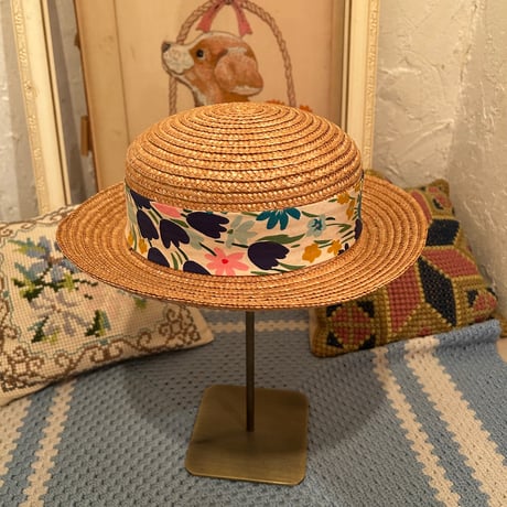 hat 216[na966]