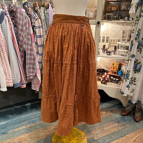 skirt 124[na486]