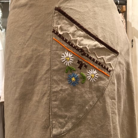 apron 438[ge141]