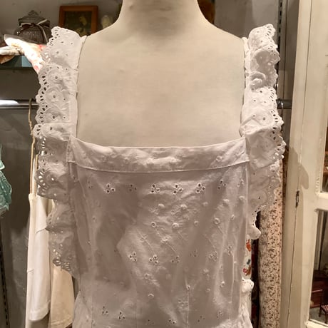 apron 433[ge136]