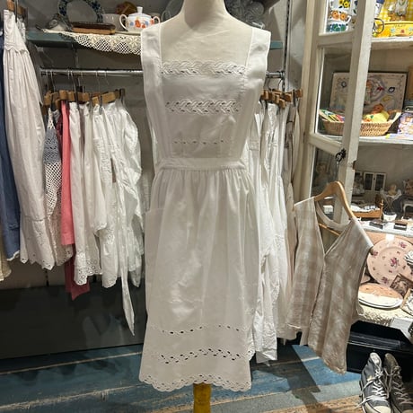apron 674[ge254]