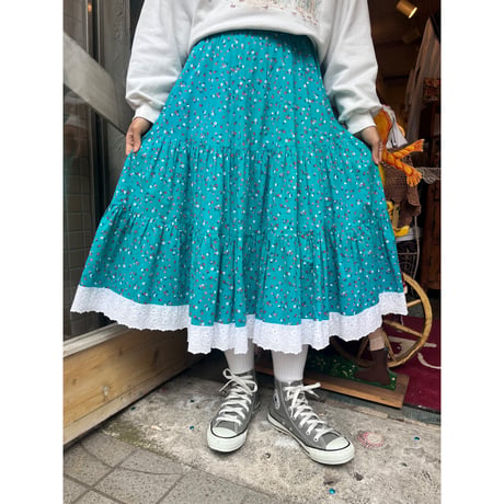 skirt583[ks97]