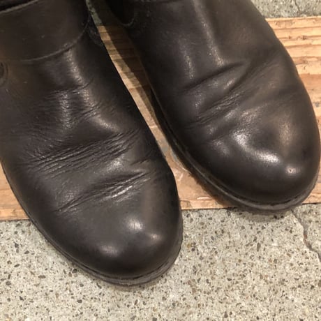 shoes 310[FF341]