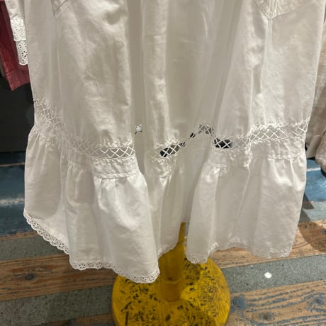 apron 673[AR537]