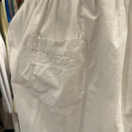 apron 646[ge576]