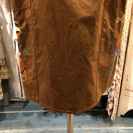 apron 437[ge147]