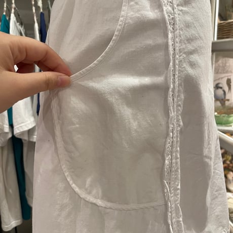 apron 593[ge694]