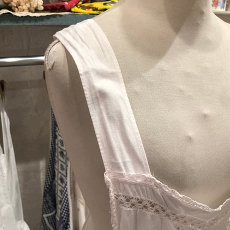 apron 549[ge172]