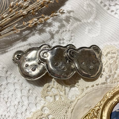 accessory 440[ge379]