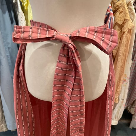 apron 352[ge706]
