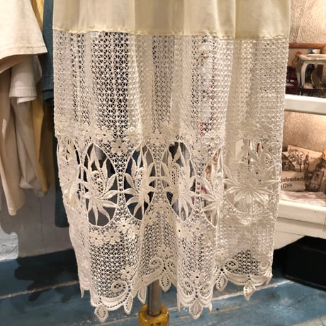 apron 440[ge142]