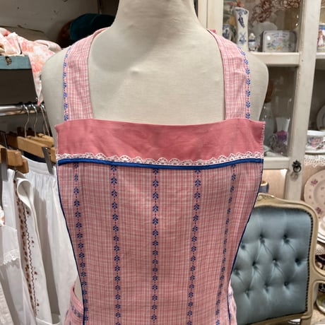 apron 476[ge715]
