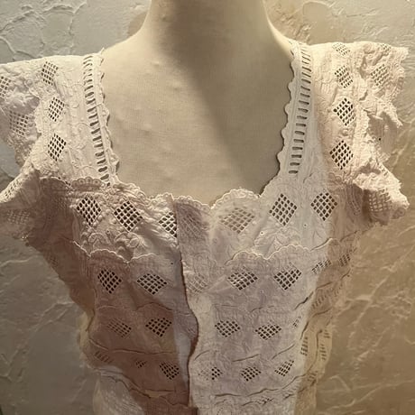antique 152[FA201]