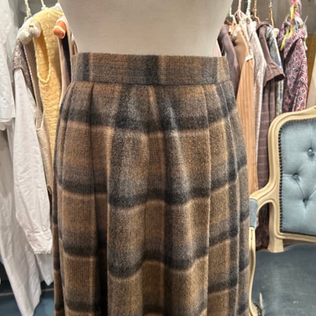 skirt 553[AR2]