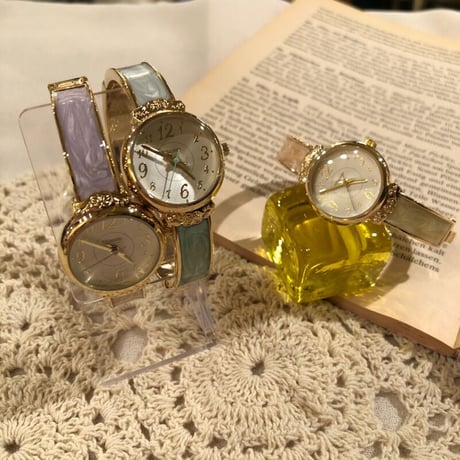 watch 49[FW64]