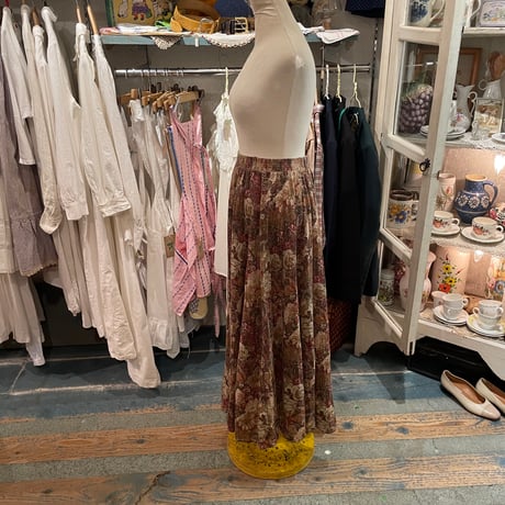 skirt 640[AR516]
