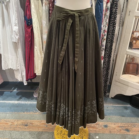 skirt874[ge63]
