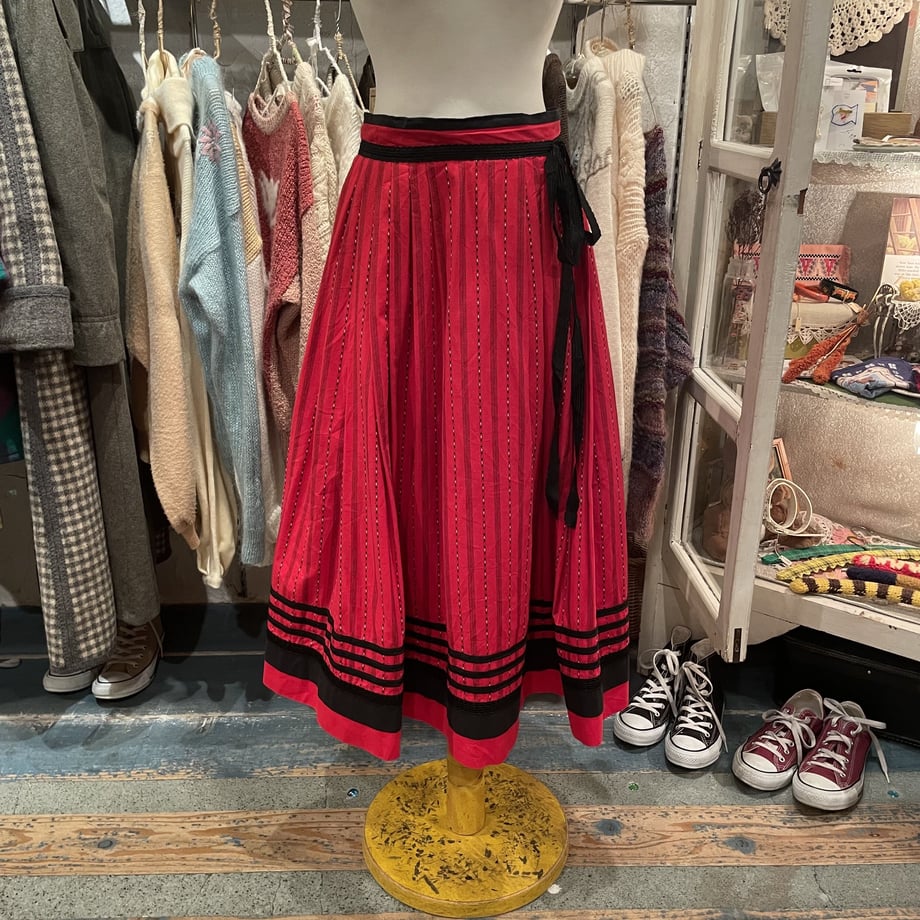637187a8f3de5c43c7db6cfc