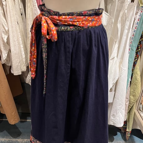 skirt 851[ge865]