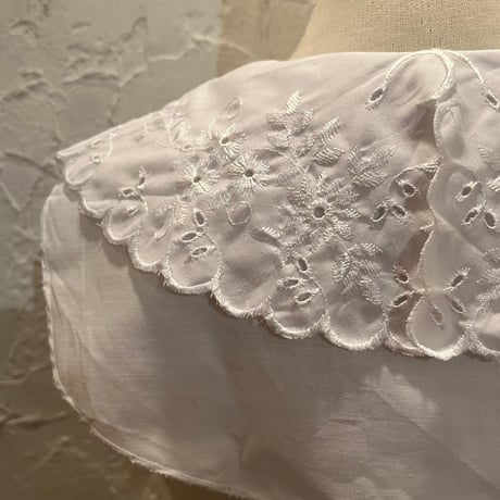 collar 122[ge89]