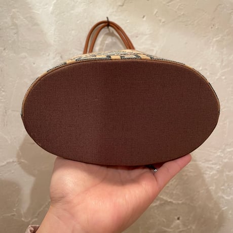 bag 42[na381]