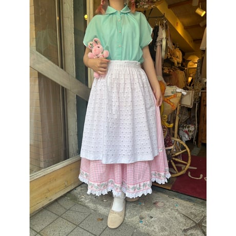 apron 561[ge451]