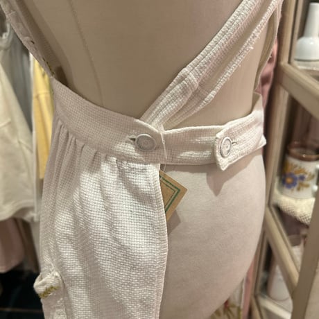 apron 528[ge68]