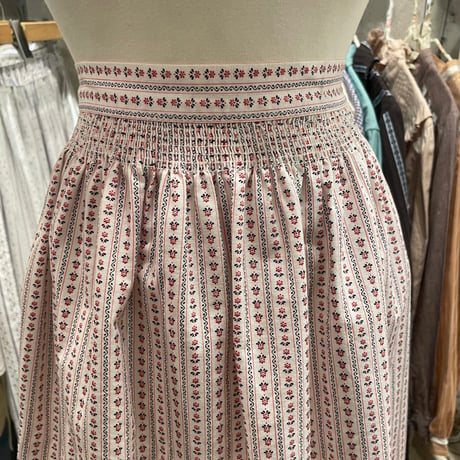 apron 489[ge752]