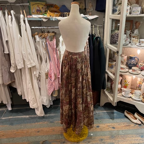 skirt 640[AR516]