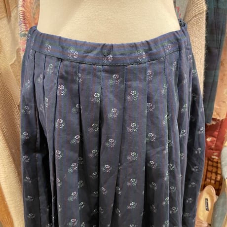 skirt 530[na752]