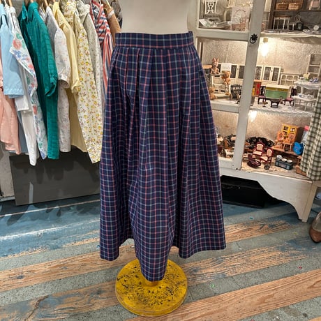 skirt559[na560]