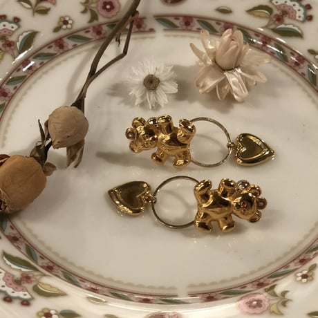 accessory 68[y223]