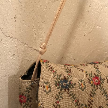 bag 106[FF464]
