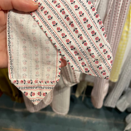 apron 489[ge752]