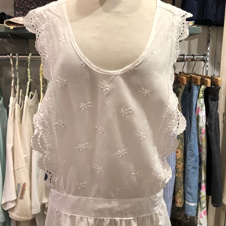apron 576[ge644]