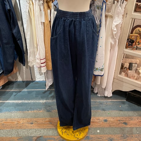 bottoms 888[na255]