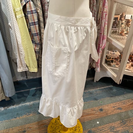 apron 354[ge709]