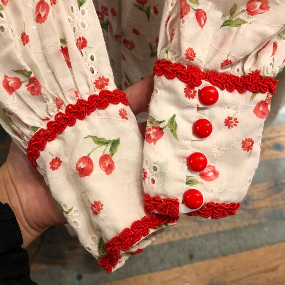 68e9963a4c088e29c30562b8