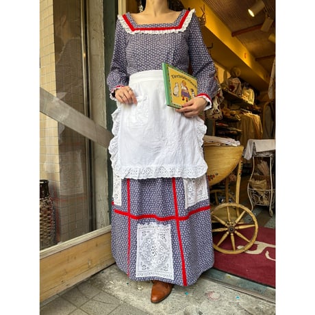 apron329[ks84]